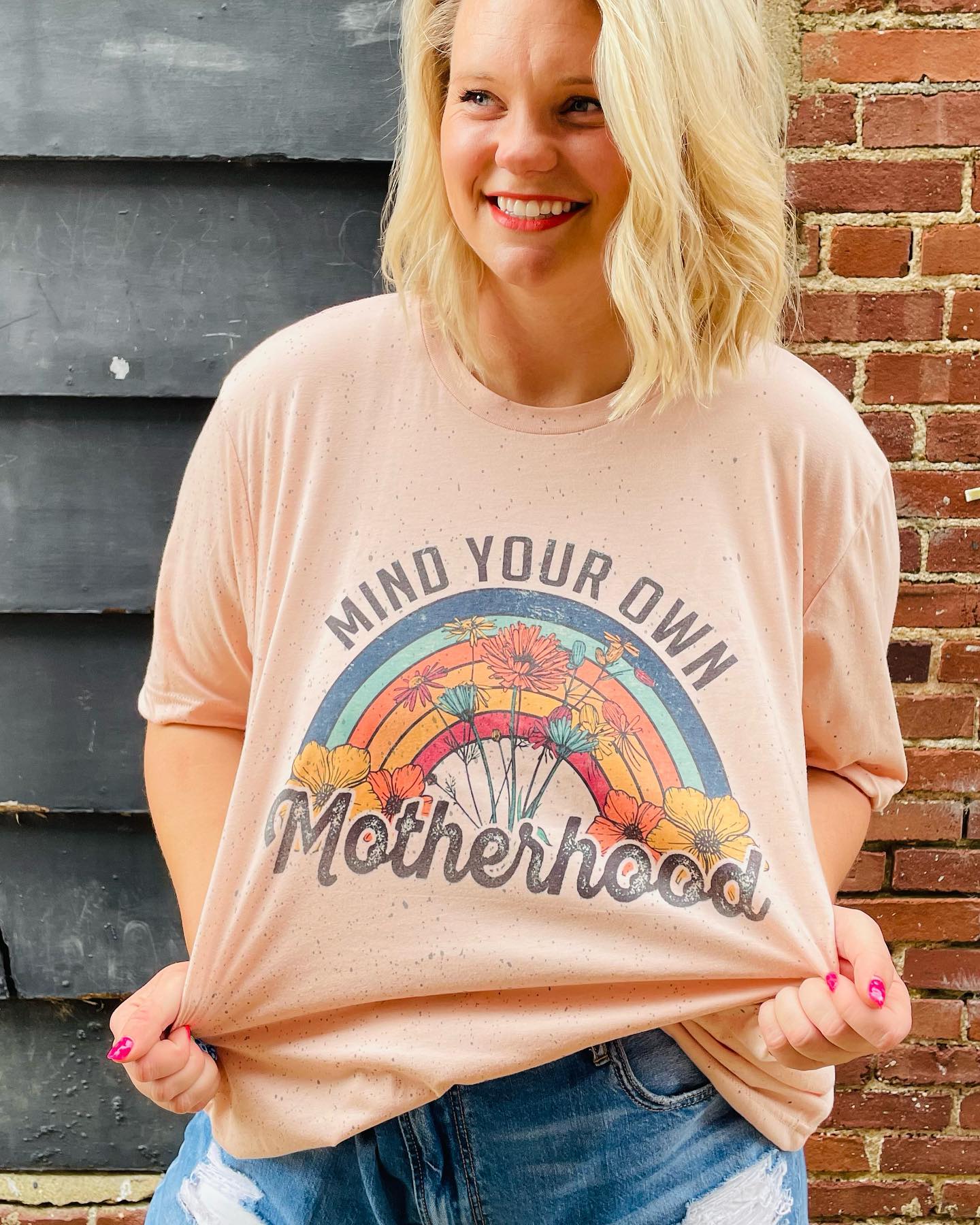 Motherhood Tee (Peach)