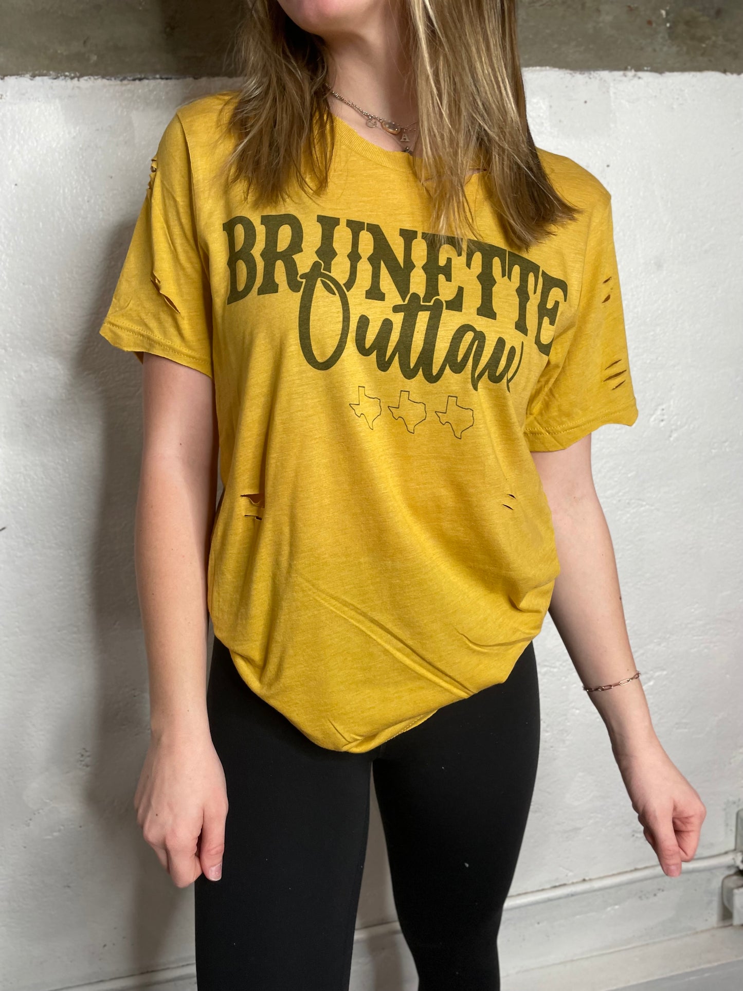 Brunette Outlaw Mustard